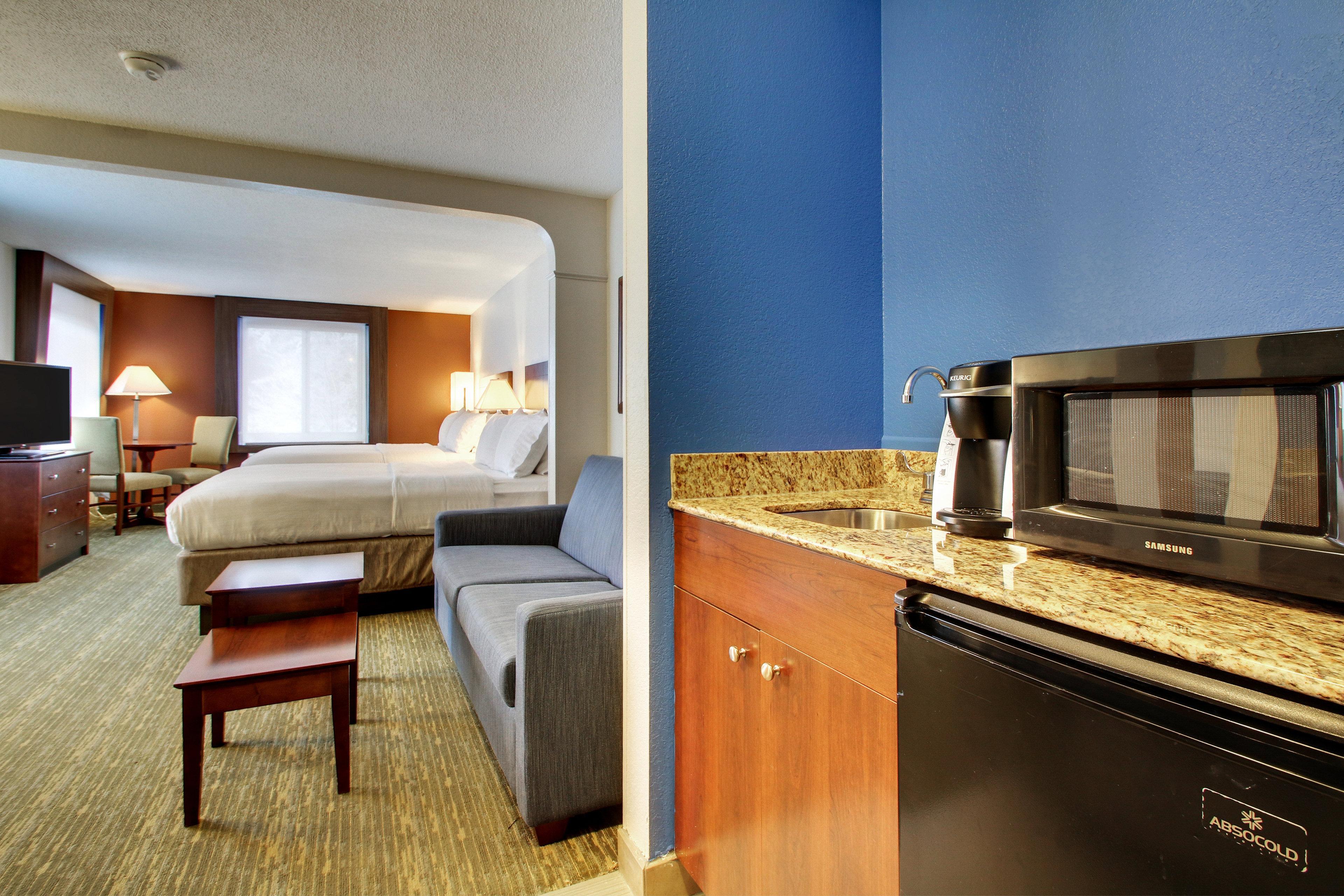 Holiday Inn Express & Suites - Lincoln East - White Mountains By Ihg Exterior photo